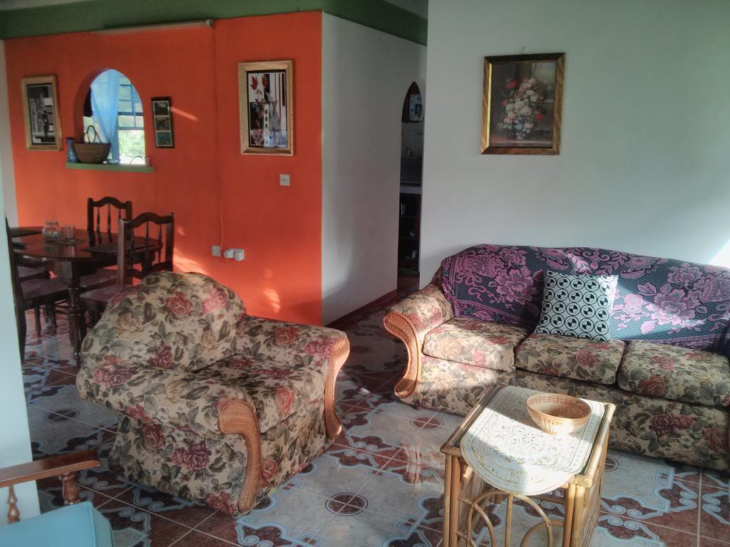 Mainroad Suite Calibishie Ngoại thất bức ảnh